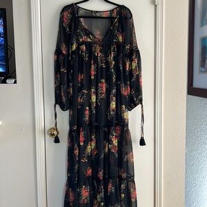 Forever 21 Women’s Tiered Floral Dress